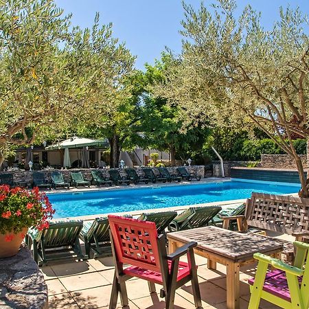 Logis Hotel Restaurant L'Escarbille Saint-Martin-dʼArdèche Buitenkant foto