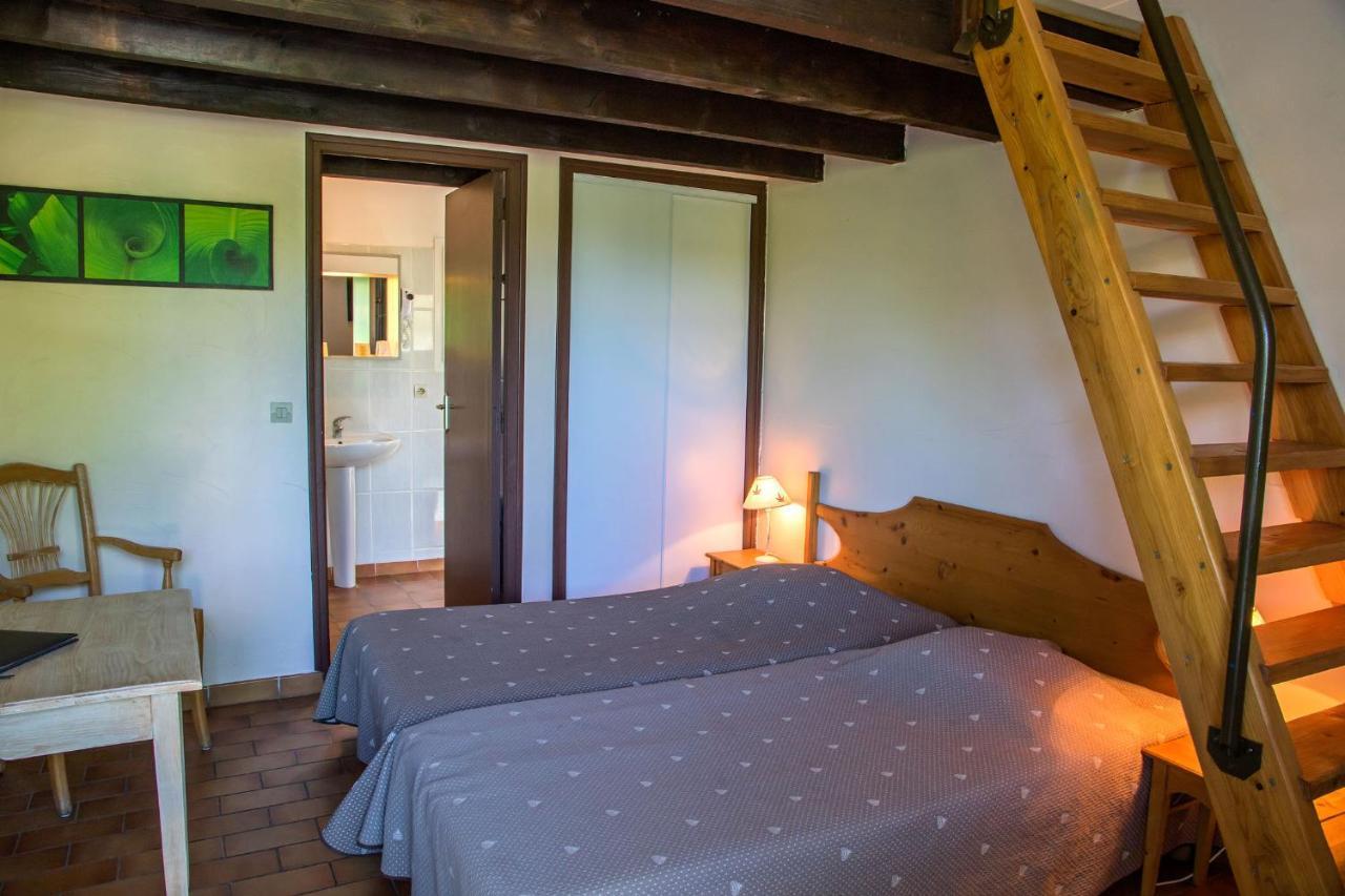 Logis Hotel Restaurant L'Escarbille Saint-Martin-dʼArdèche Buitenkant foto